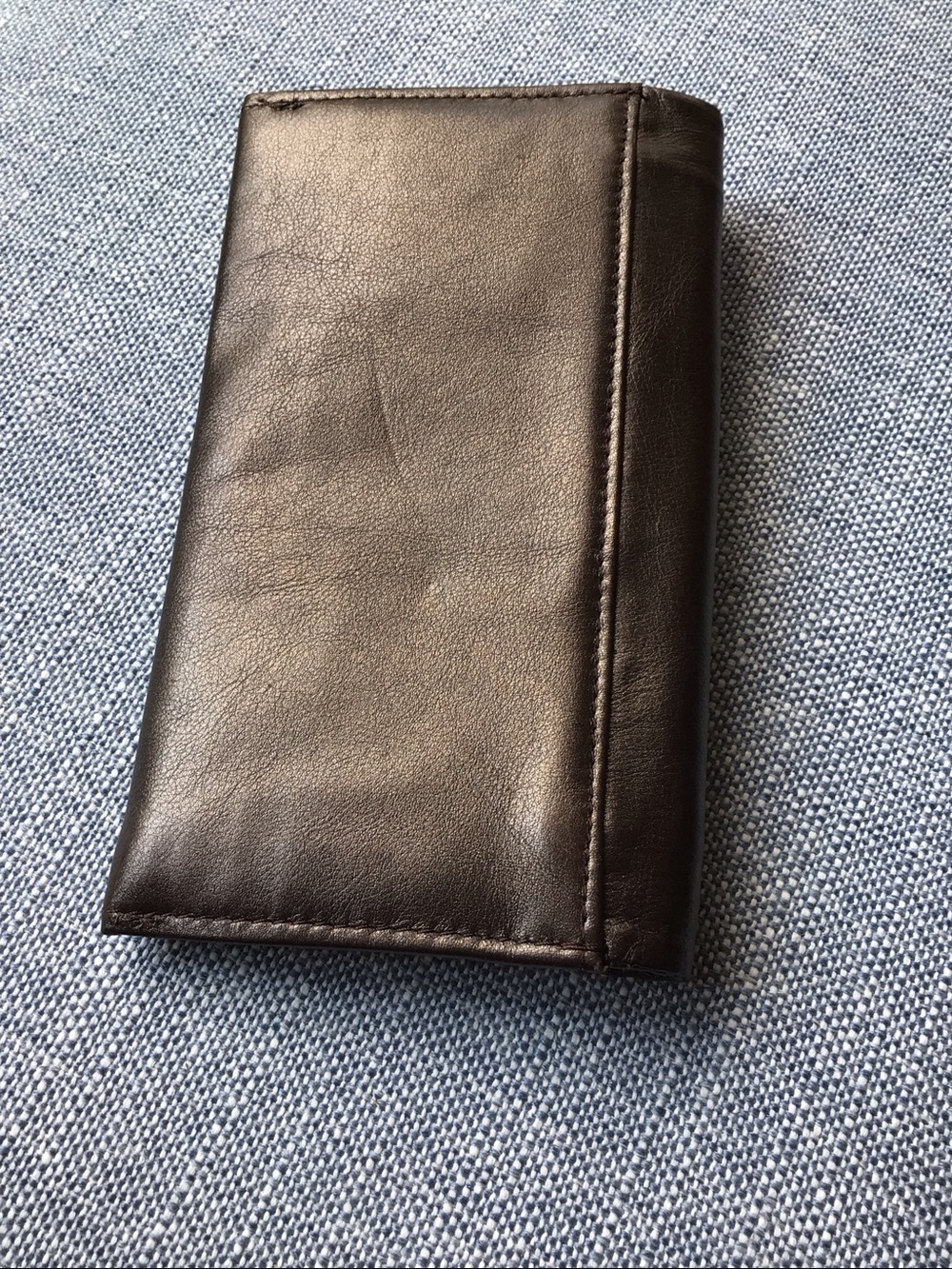 Latico Leather Eloise Wallet Handcrafted Full Grain Phone Zipper USA Brand - Picture 5 of 11